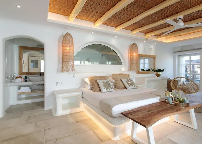 Avali Deluxe آغيوس بروكوبيوس